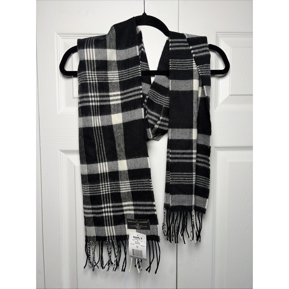 D&Y Softer Than Cashmere Plaid Scarf Womens‎ OS Black White Check Fringe Acrylic